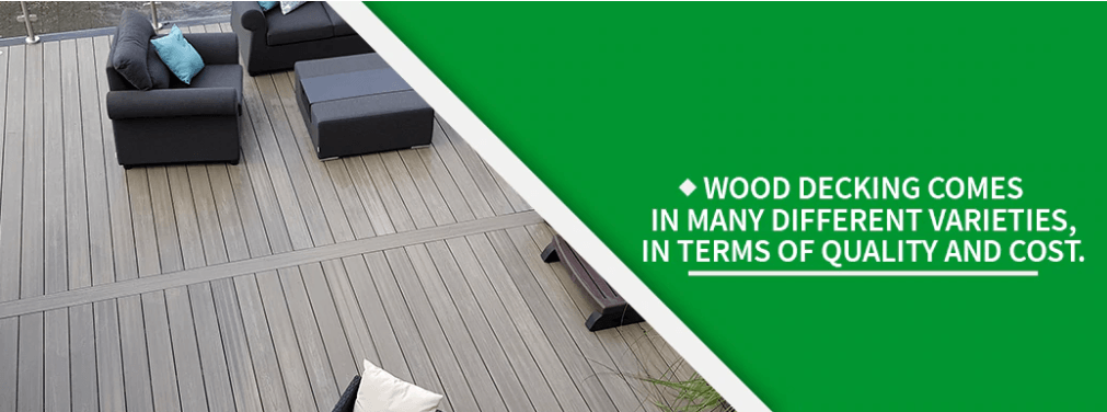 מרוכב לעומת עץ: שבונה את הדק הטוב יותר?