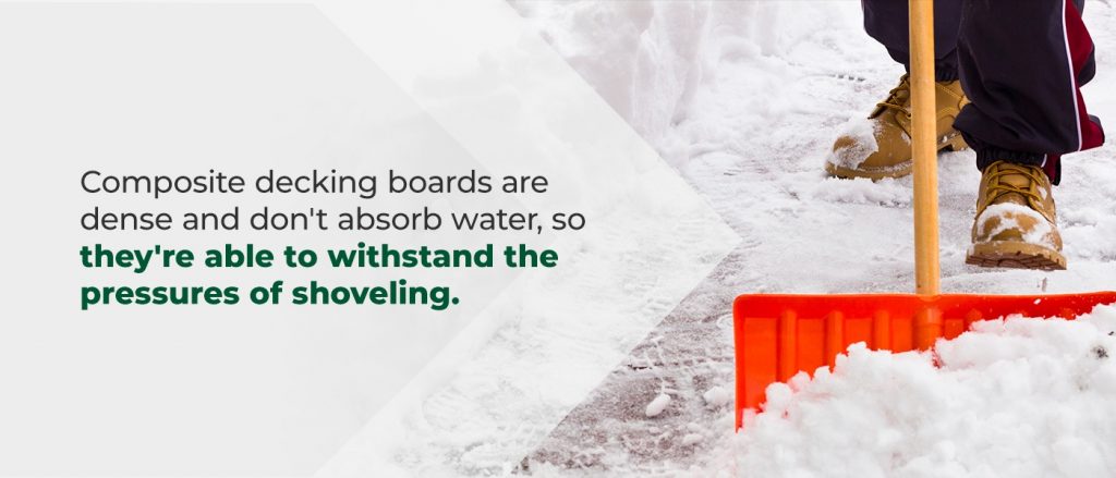 כיצד להסיר בבטחה שלג מהסיפון שלך